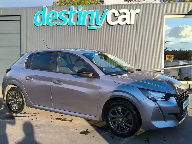 Cinzento Usado 2022 Peugeot 208 Allure Citadino | € 16.750 (Preço justo) - Imagem 1/4