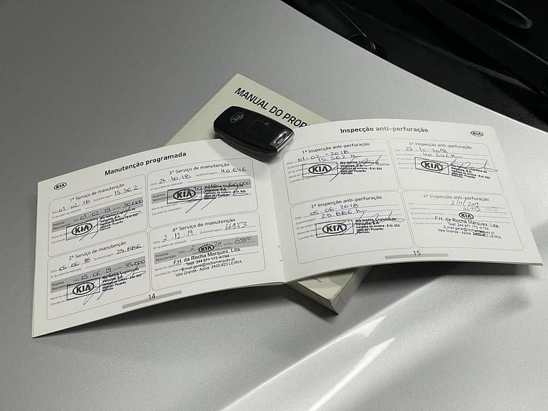 Usado Kia Rio 85 HP (62 kW) 2017 Cinza