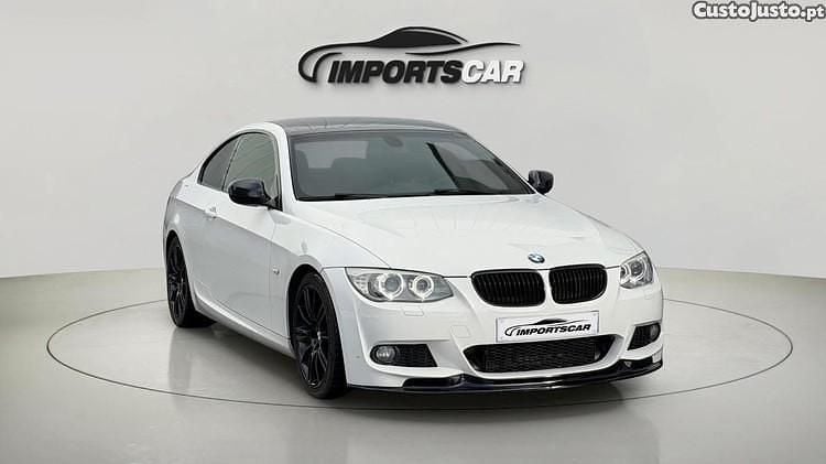 Branco Usado 2011 BMW 320 Coupé | € 16.500 (Caro) - Imagem 1/1