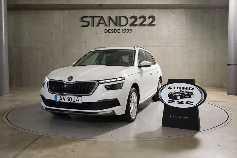 Branco Usado 2022 Skoda Kamiq Ambition SUV | € 18.400 (Preço justo) - Imagem 1/4