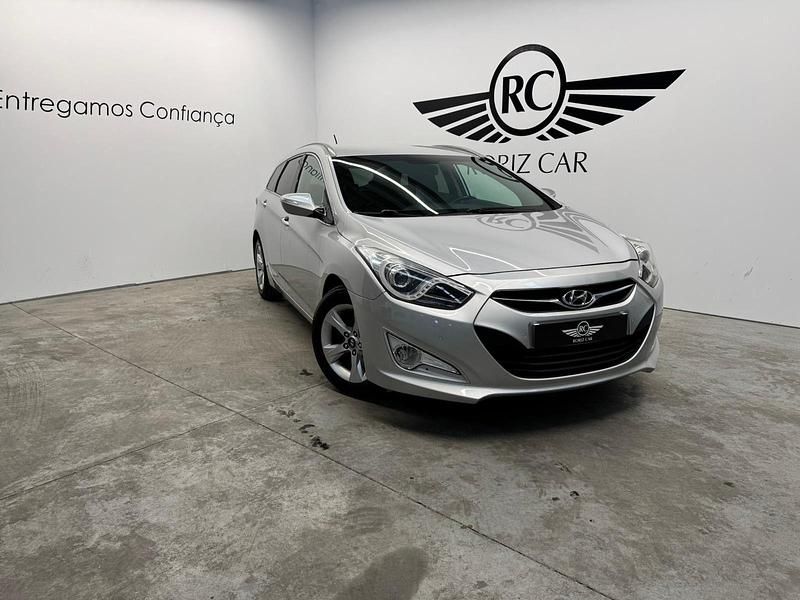 Usado Hyundai i40 Comfort 115 HP (84 kW) 2014 Cinza Carrinha