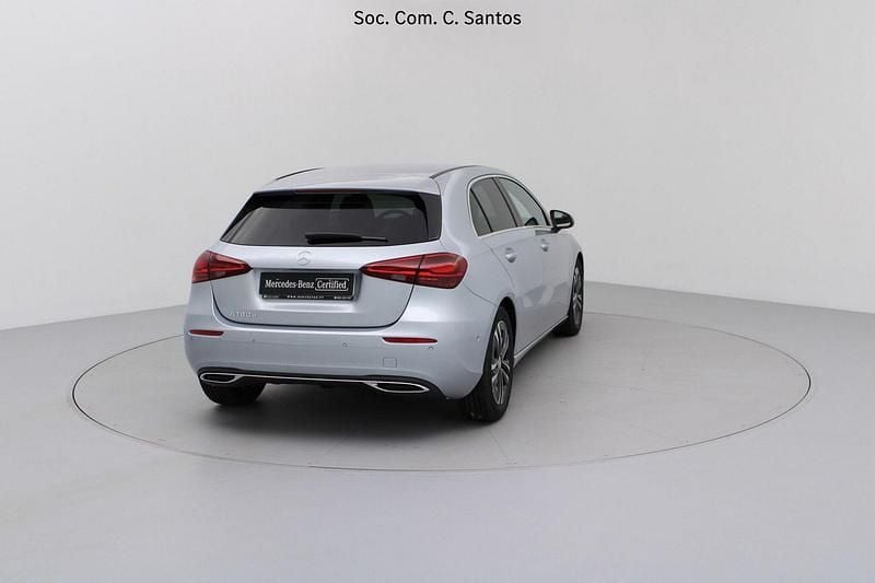 Usado Mercedes A180 Advanced 116 HP (85 kW) 2025 Cinza Sedan