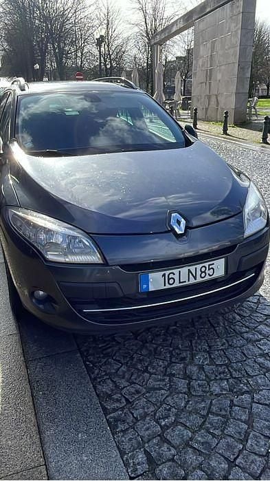 Usado Renault Mégane III 110 HP (80 kW) 2011 Sedan