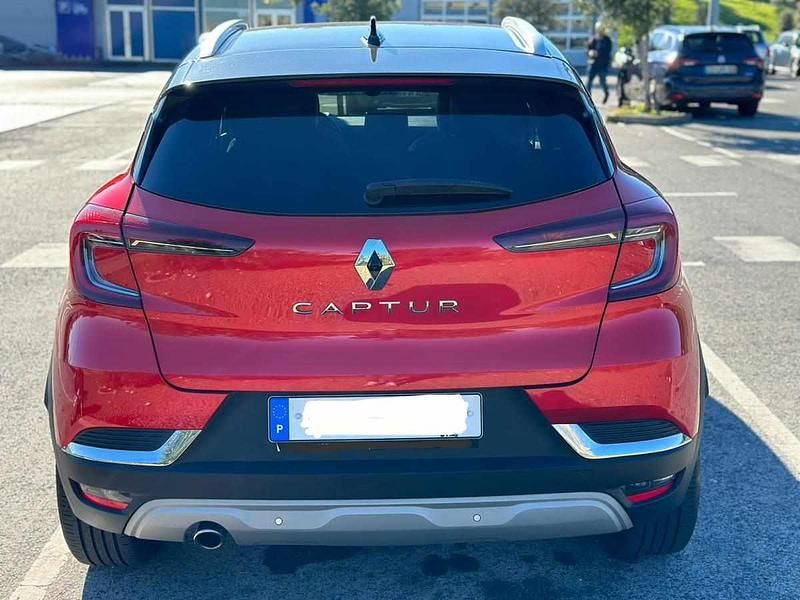 Usado Renault Captur 91 HP (66 kW) 2021 Vermelho SUV
