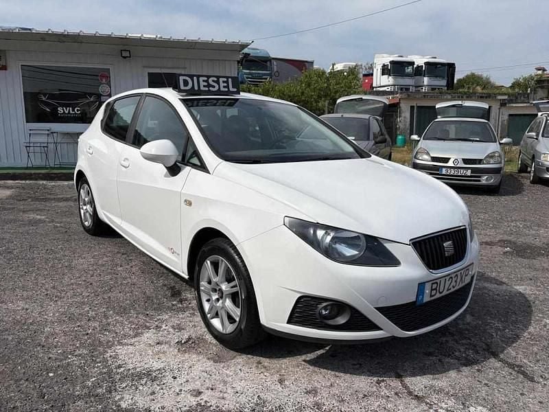 Branco Usado 2011 Seat Ibiza | € 5.990 (Preço justo) - Imagem 1/4