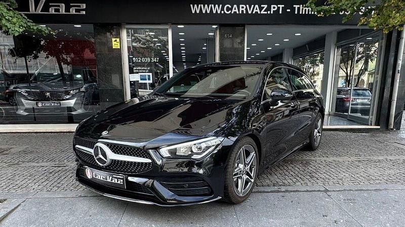 Preto Usado 2020 Mercedes CLA180 AMG line Sedan | € 27.950 (Preço justo) - Imagem 1/4
