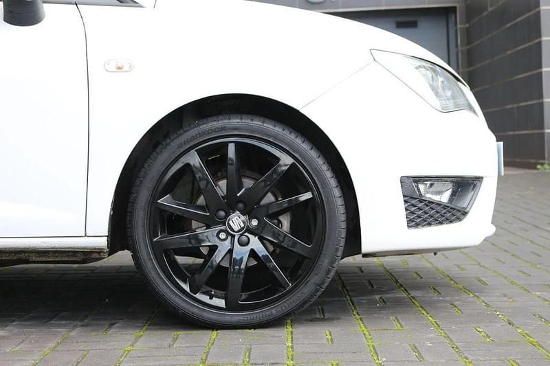 Usado Seat Ibiza FR 95 HP (69 kW) 2016 Branco