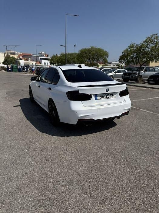 Usado 2016 BMW 320 Sedan | € 20.000 (Preço justo) - Imagem 1/4
