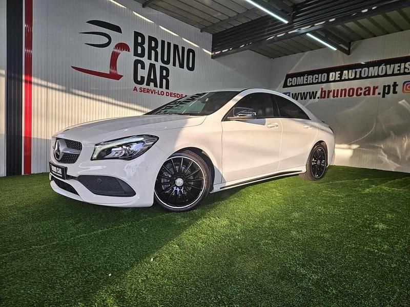 Usado Mercedes CLA180 109 HP (80 kW) 2018 Branco Sedan
