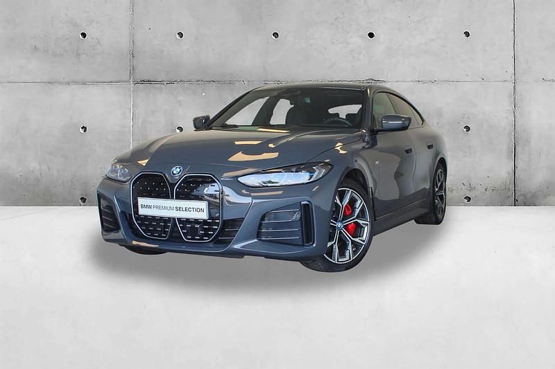 Cinza dravit metalizada Usado 2023 BMW i4 Comfort Edition Sedan | € 52.946 (Preço elevado) - Imagem 1/4