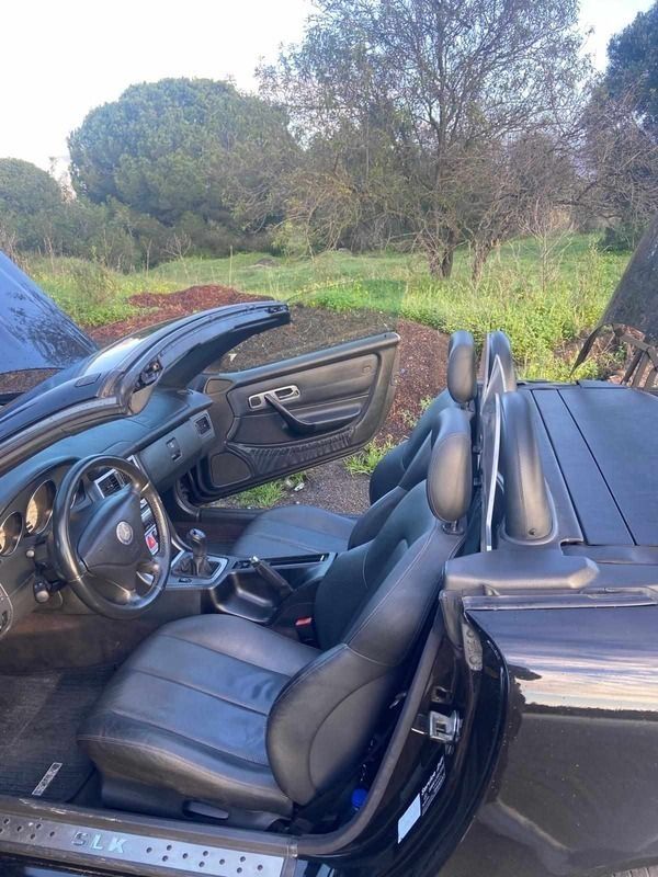 Preto Usado 2002 Mercedes SLK200 Cabrios | € 10.500 (Preço justo) - Imagem 1/4