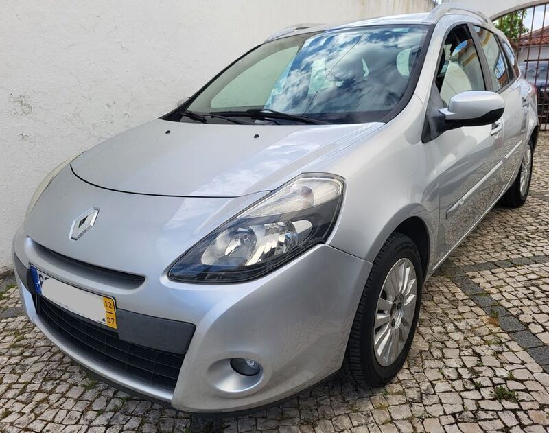Usado 2012 Renault Clio III Sedan | € 5.500 (Preço justo) - Imagem 1/4
