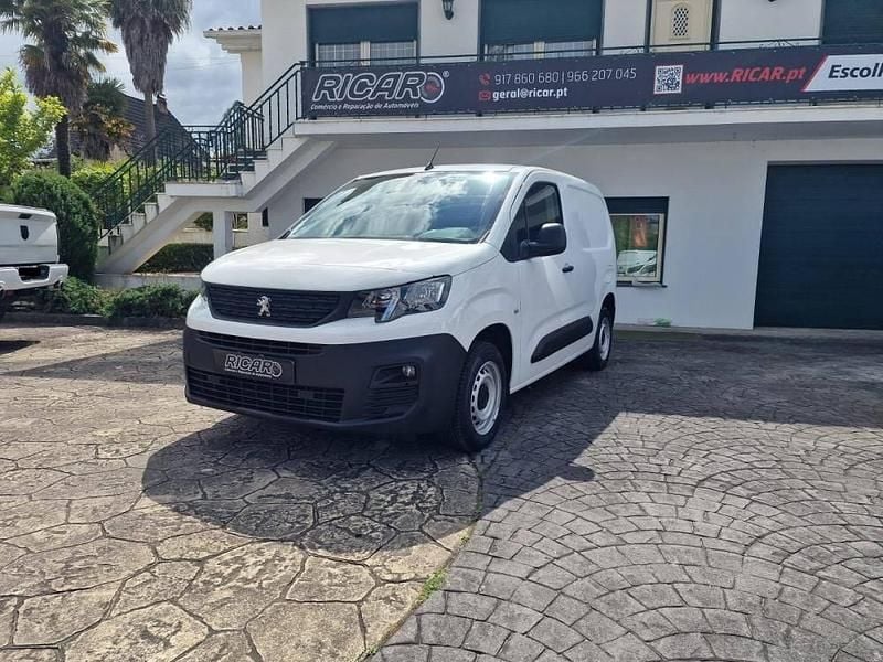Branco Usado 2021 Peugeot Partner Van | € 11.000 (Bom preço) - Imagem 1/4