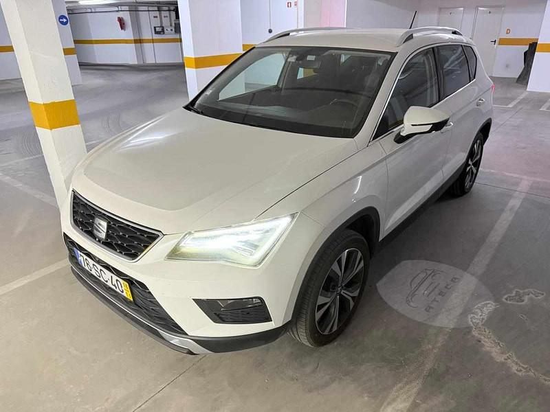Branco Usado 2016 Seat Ateca Ecomotive SUV | € 16.000 (Preço justo) - Imagem 1/4