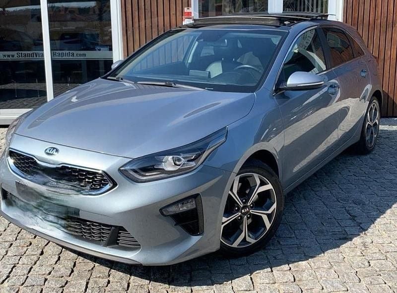 Usado 2019 Kia Ceed Sedan | € 17.000 (Preço elevado) - Imagem 1/4
