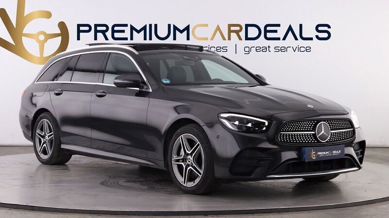 Cinza Usado 2022 Mercedes E300 AMG line Carrinha | € 43.890 (Preço justo) - Imagem 1/4
