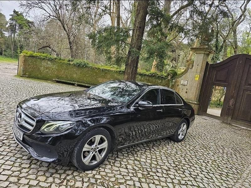 Usado Mercedes E220 2018 Sedan