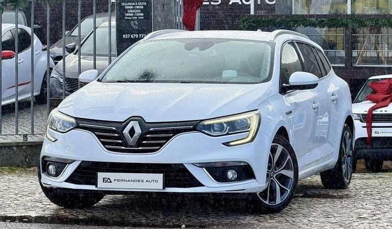Branco Usado 2018 Renault Mégane IV Carrinha | € 13.900 (Bom preço) - Imagem 1/4