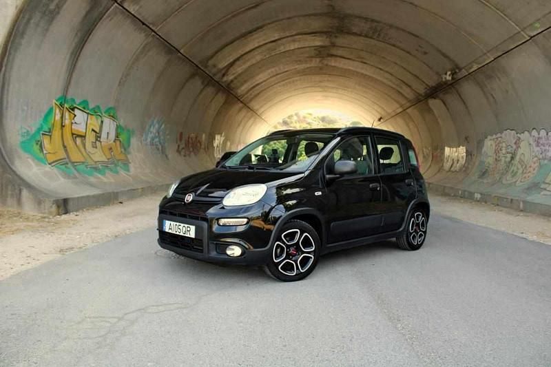 Preto Usado 2021 Fiat Panda Citadino | € 11.590 (Preço justo) - Imagem 1/4
