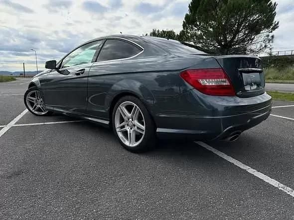 Usado Mercedes C180 AMG line 156 HP (114 kW) 2026 Cinza Coupé