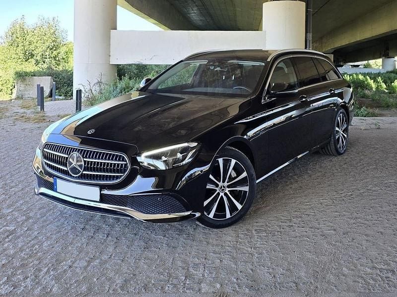 Usado 2021 Mercedes E300 Avantgarde | € 37.990 - Imagem 1/4