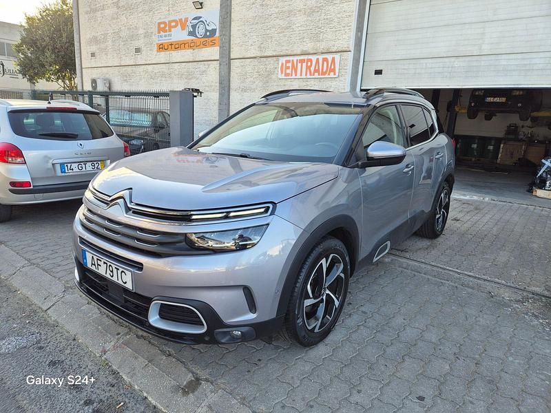 Cinza Usado 2021 Citroën C5 Aircross Feel SUV | € 19.900 (Preço justo) - Imagem 1/4