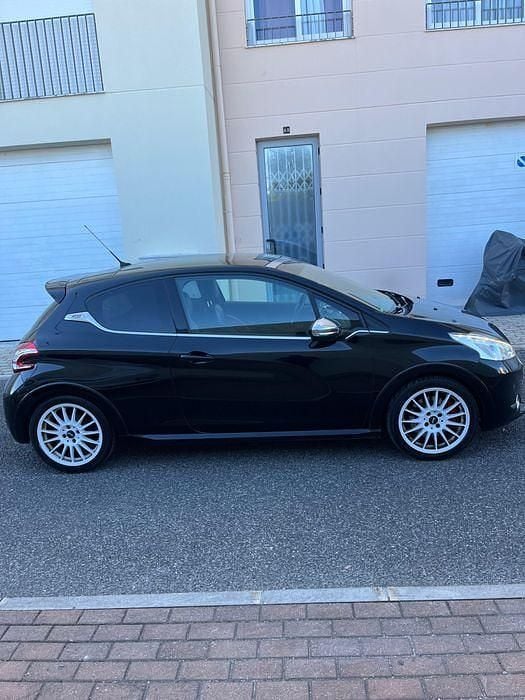 Usado Peugeot 208 GTi 200 HP (147 kW) 2013 Citadino