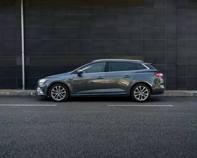 Usado Renault Mégane GT Line GT-Line 110 HP (80 kW) 2018 Cinza escuro Carrinha