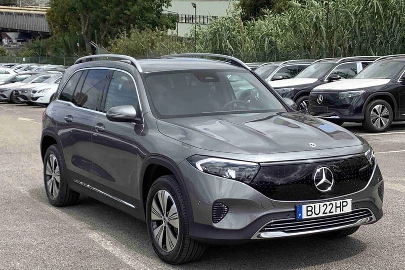 Cinzento Novo 2025 Mercedes EQB250+ Edition SUV | € 52.500 (Super Preço) - Imagem 1/4