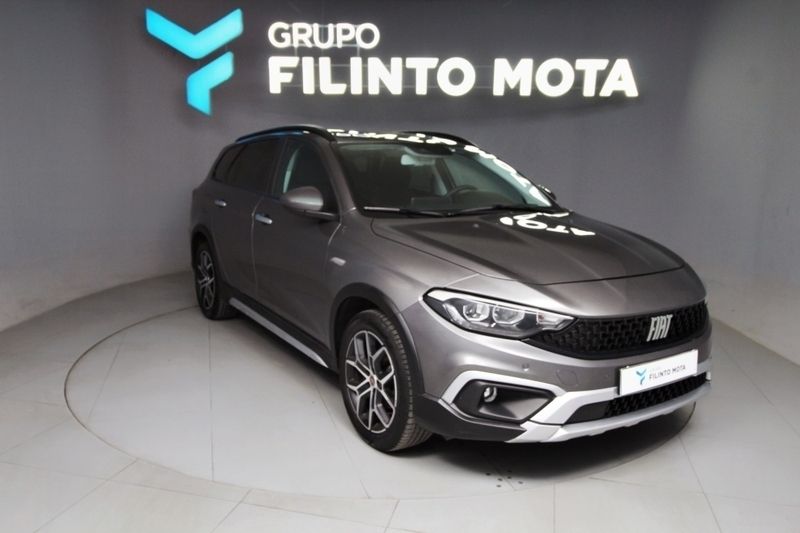 Cinzento Usado 2023 Fiat Tipo Wagon Carrinha | € 17.740 (Preço justo) - Imagem 1/1