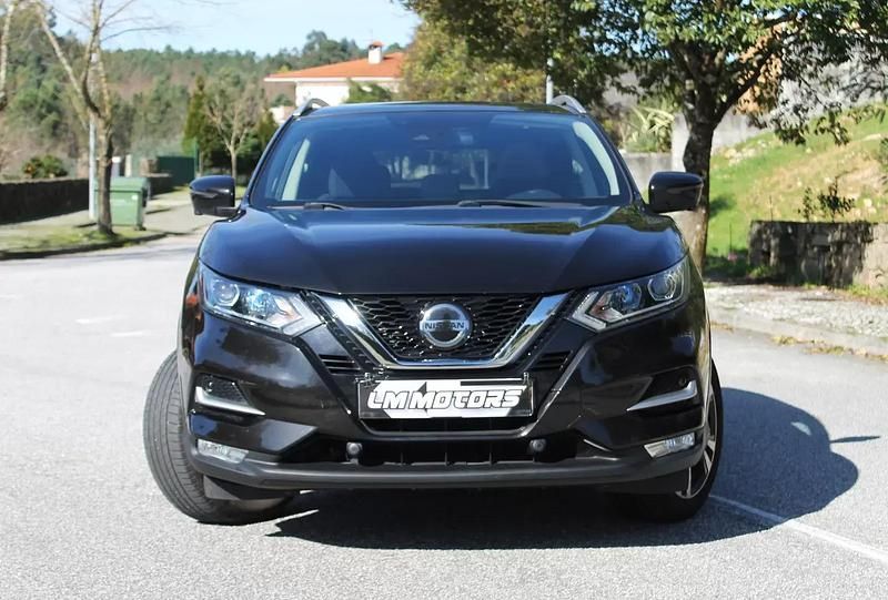 Usado Nissan Qashqai Tekna+ 115 HP (84 kW) 2018 Preto SUV
