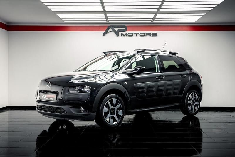 Preto Usado 2016 Citroën C4 Cactus Citadino | € 9.500 (Bom preço) - Imagem 1/4