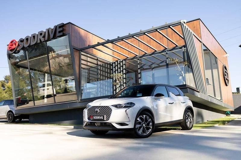 Branco Usado 2020 DS Automobiles DS3 Crossback E-Tense SUV | € 18.900 (Preço justo) - Imagem 1/4
