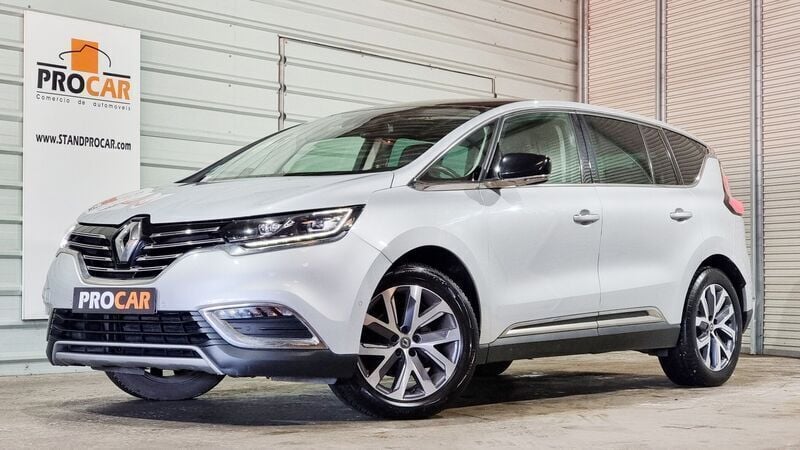 Cinzento Usado 2016 Renault Espace Zen Monovolume | € 19.900 (Preço justo) - Imagem 1/4