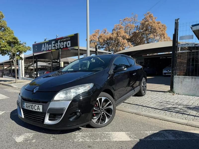 Preto Usado 2011 Renault Mégane Coupé Dynamique Coupé | € 8.000 - Imagem 1/4