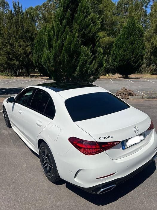 Usado 2023 Mercedes C300e AMG Sedan | € 46.500 (Preço justo) - Imagem 1/4