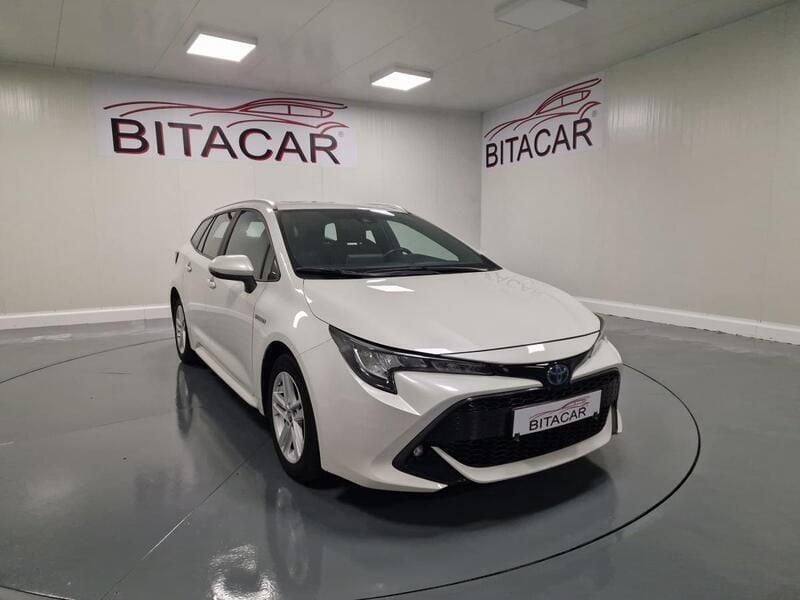 Branco Usado 2021 Toyota Corolla | € 24.950 (Preço justo) - Imagem 1/4