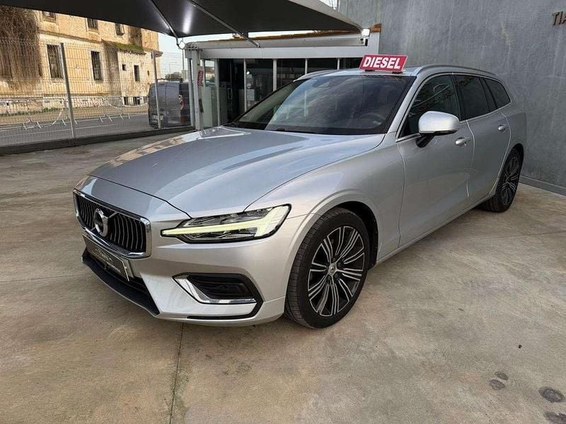Usado Volvo V60 Inscription 190 HP (139 kW) 2018 Cinza Carrinha