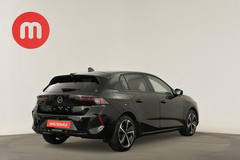 Usado Opel Astra Design & Tech 130 HP (95 kW) 2024