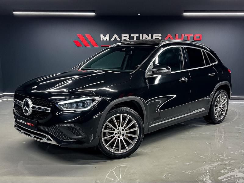 Preto Usado 2022 Mercedes GLA250 Progressive SUV | € 36.990 (Preço justo) - Imagem 1/4