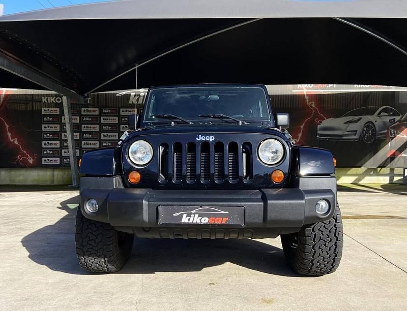 Usado Jeep Wrangler Sahara 177 HP (130 kW) 2007 Preto SUV
