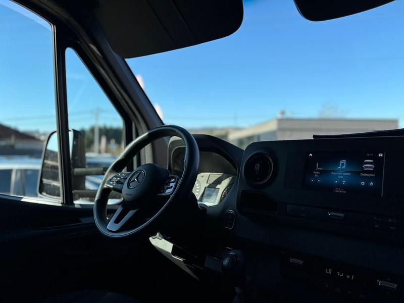 Usado Mercedes Sprinter 143 HP (105 kW) 2021 Cinzento Van