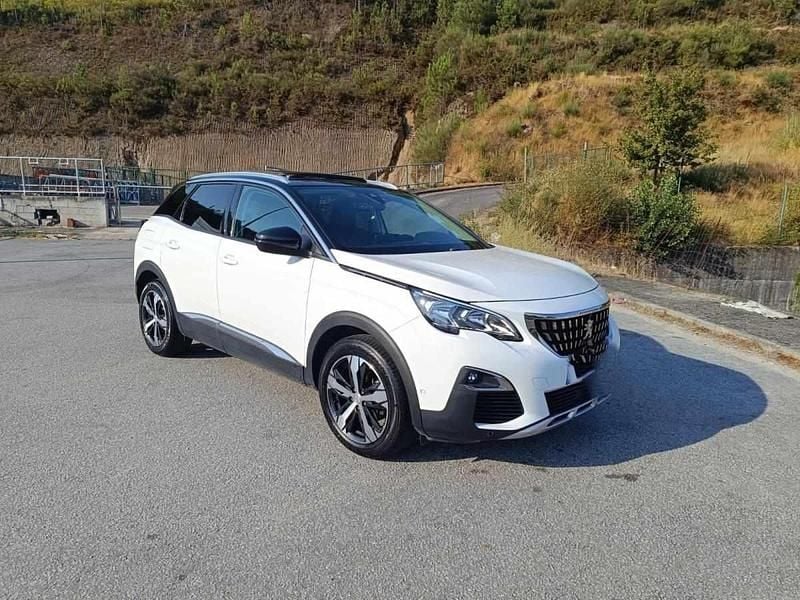 Branco Usado 2018 Peugeot 3008 Citadino | € 16.500 (Preço justo) - Imagem 1/4