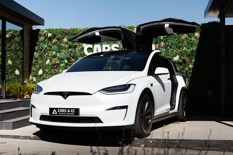 Branco Usado 2021 Tesla Model X Plaid SUV | € 99.800 - Imagem 1/4
