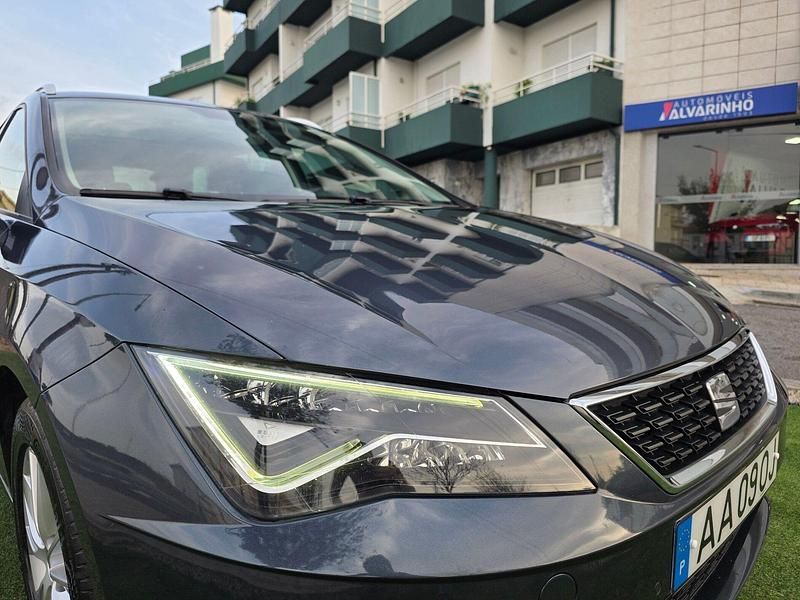 Usado Seat Leon Style 115 HP (84 kW) 2020 Cinza Carrinha