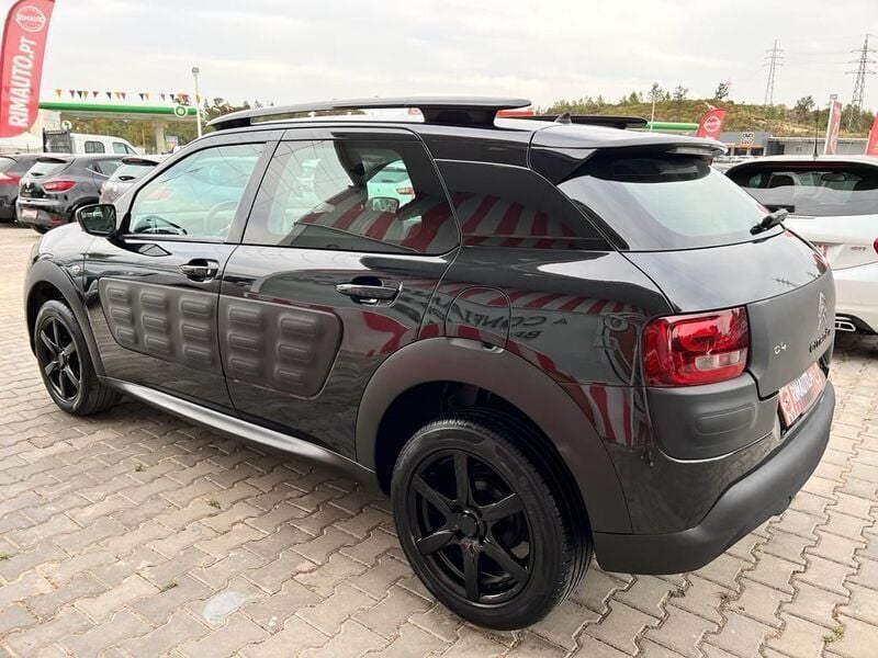 Usado Citroën C4 Feel 82 HP (60 kW) 2014 Preto SUV
