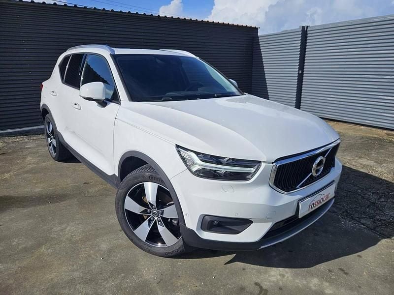 Usado Volvo XC40 Momentum 190 HP (139 kW) 2018 Branco SUV