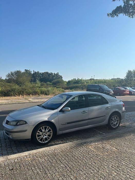 Usado 2005 Renault Laguna II Sedan | € 2.500 - Imagem 1/4