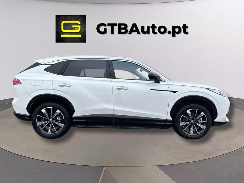 Branco Novo 2025 MG EHS Luxury SUV | € 44.900 - Imagem 1/4
