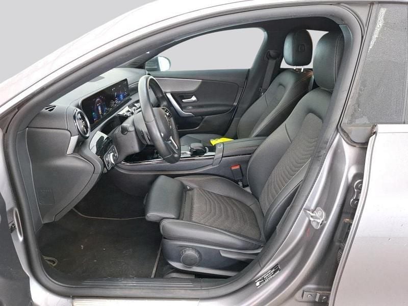 Usado Mercedes CLA250e Progressive 218 HP (160 kW) 2023 Cinza Sedan